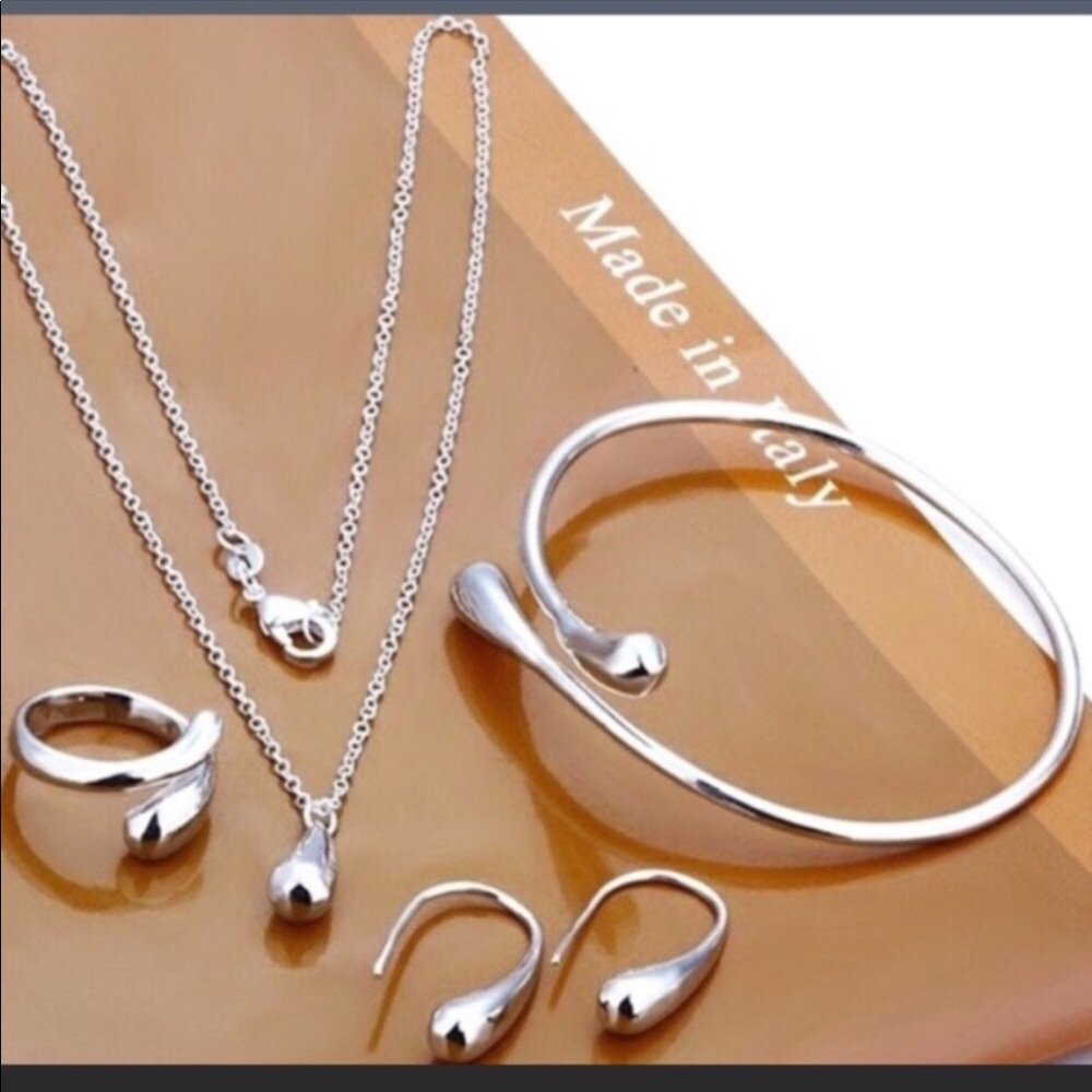 Water drop necklace set